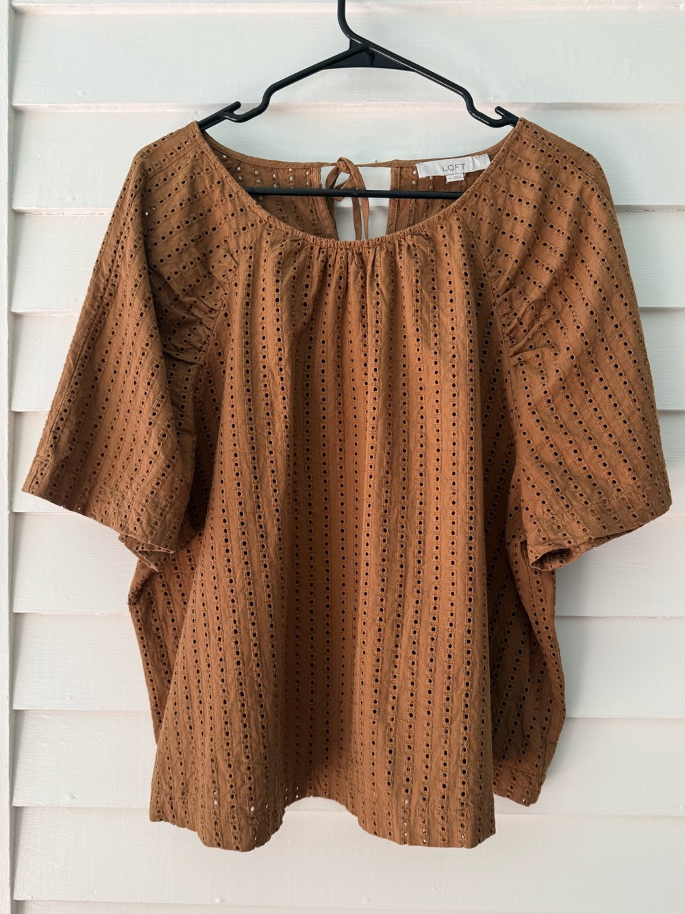 LOFT | Brown Eyelet Cotton Flutter Sleeve Blouse Size XL